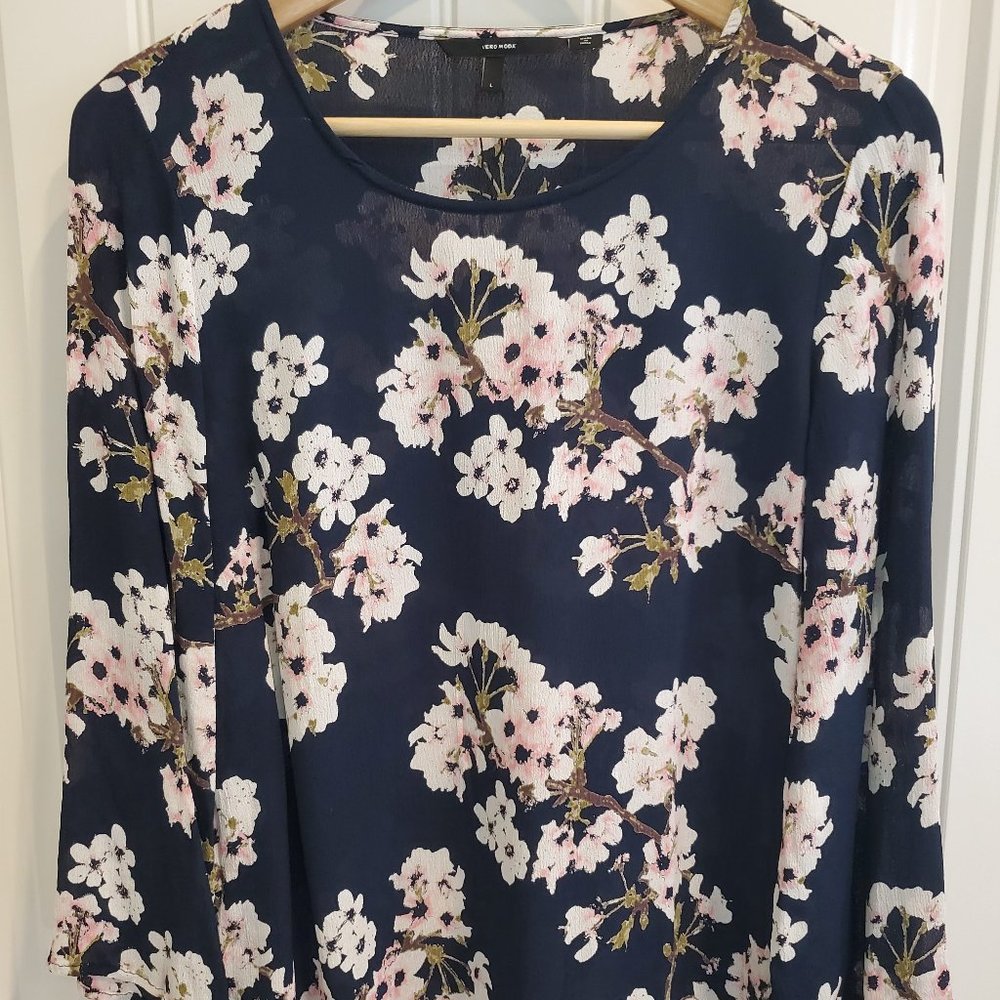 NWOT Vero Moda 3/4 Sleeve Top